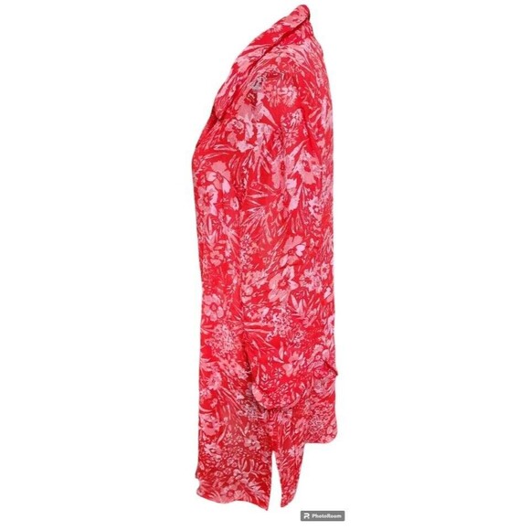 Avenue Tunic Size 22/24 Slightly Sheer Covered Buttons Red - Picture 6 of 9